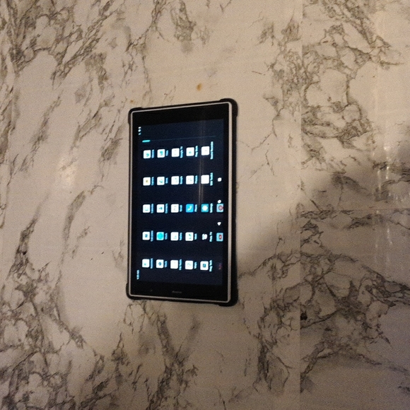 Tablet - Picture 2 of 4